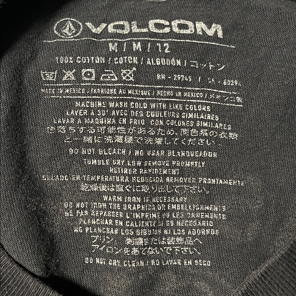 Volcom -Y2K “frisky fish and dive bar” Hawaii T-shirt - Picture 6 of 9